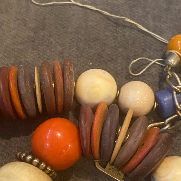 Italy NEEDS TO BE RESTRUNG necklace - Picture 4 of 8